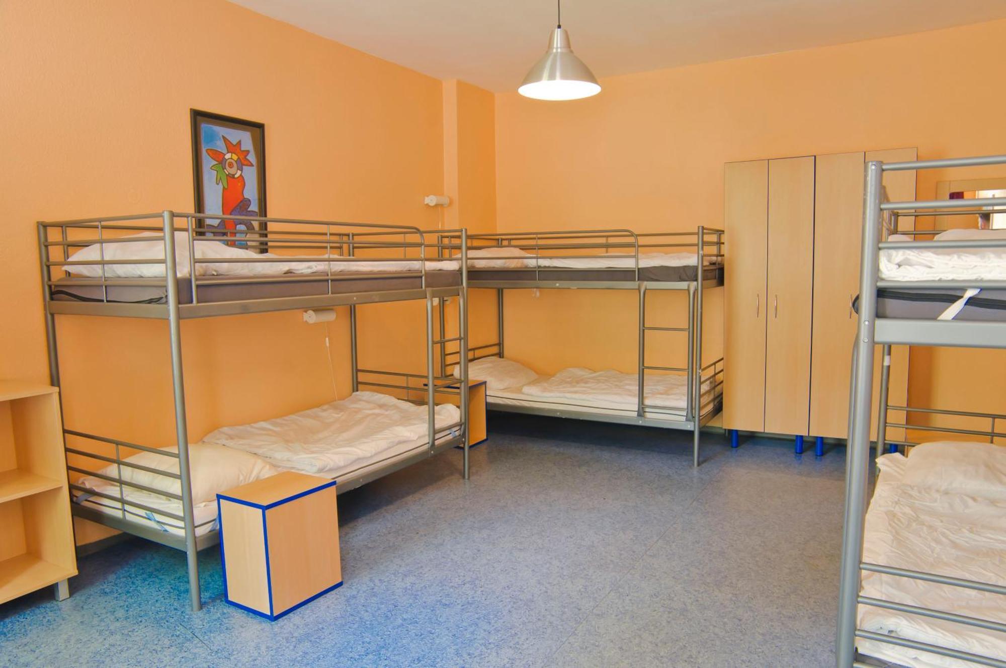 Bed 6-Bed Mixed Dormitory Room
